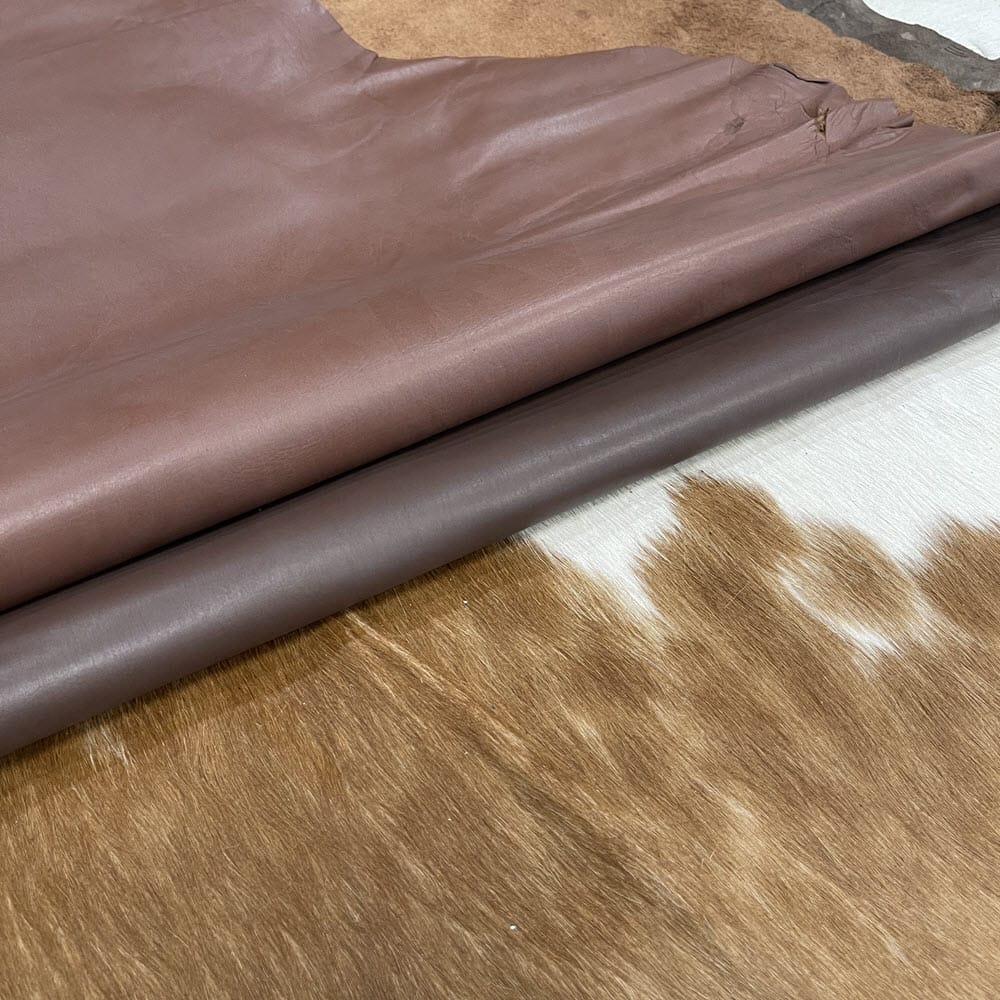 Buffalo Lining Buffalo lining leather is known for its strength, unique texture, and durability. Tanned with chrome for added toughness and water resistance, this leather is excellent for lining footwear, bags, apparel, and furniture. With an average hide size of 14-16 sq. ft., it's a preferred choice for crafting durable and visually distinct products.