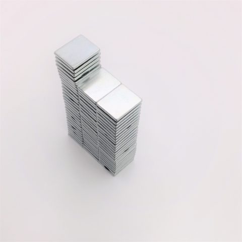 N35 Rectangular Neodymium Magnet Blocks N35 Rectangular Neodymium Magnet Blocks 100pk