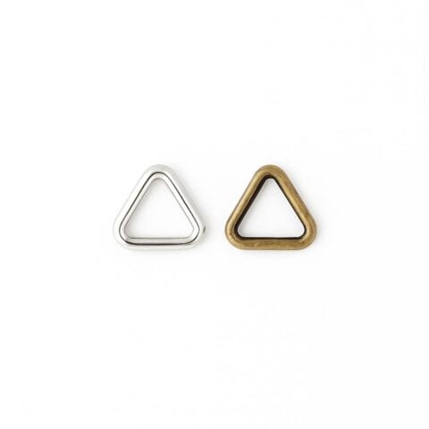 9.5mm Triangle Ring AK161 – Nickel and Antique Brass finish – Avetco