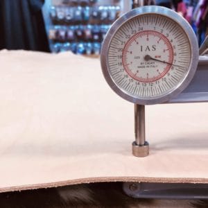 7-8 OZ SINGLE SHOULDER AVETCOINC (7) Vegetable Tan Tooling Leather 7/8 oz Single Shoulder