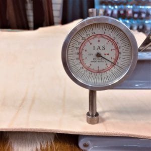 Veg Tan Tooling Leather 8/9 oz Single Shoulder