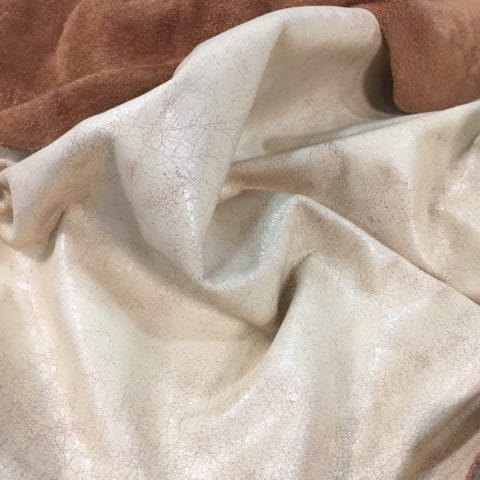 Crackle Distressed Buffalo Leather 2/3 oz | 13-18 SF.