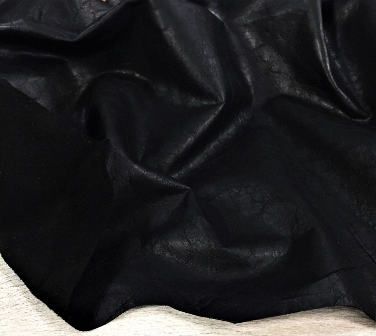 SL-116BLK Lambskin Used Look 2 oz