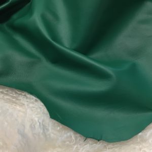 Kelly Green Greens and Yellows 2 oz. Lambskin 10-12 sq. ft. | SL-101