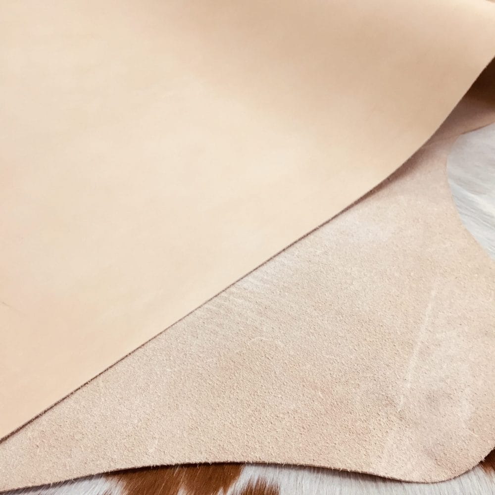 VEG TAN 3-4OZ Tuscany Avetcoinc@ (8) what is veg tan leather Tuscany leather is a 100% organic, soft and sustainable 3/4 oz Veg Tan leather. It is made from plant extracts that undergo sustainable growth, harvest, and processing methods. The leather contains no toxic substances and is metal-free and chrome-free, making it an eco-friendly option. It is a popular choice for footwear, leather goods, saddlery, belts, gloves, and more. Its sustainable nature and eco-friendliness make it an excellent choice for those who prioritize environmentally friendly practices.