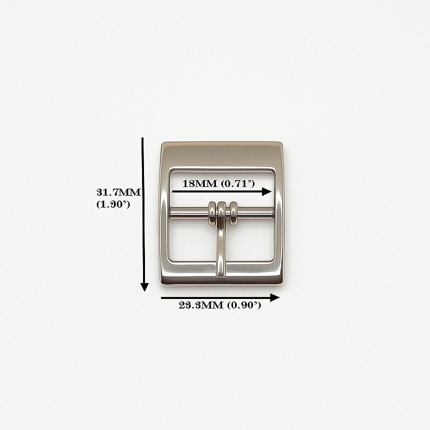 Y4004-Buckle 18MM Center Bar Buckles #Y4004, designed for versatility and durability. These buckles are plated in Nickel and Antique Brass, adding a touch of elegance and sophistication to any project. Crafted from high-quality Zinc Alloy, they ensure long-lasting performance and reliability.