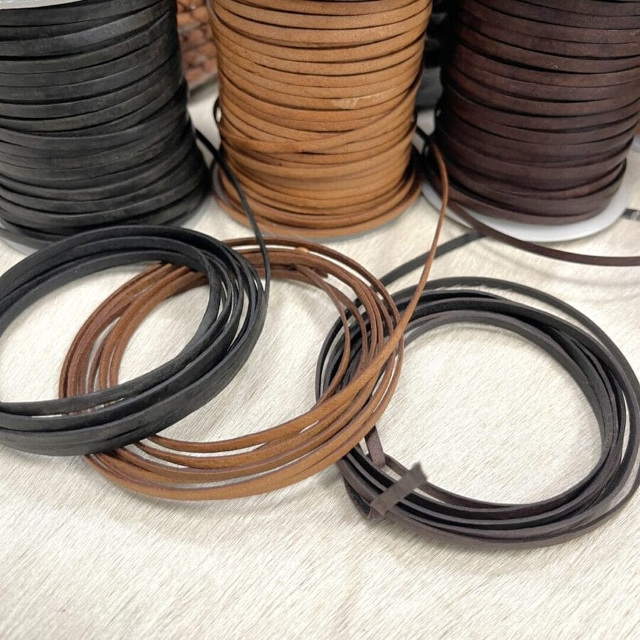 Flat Leather Cords 3mm Flat leather cords in black, brown, and tan – ideal for crafts and costumes