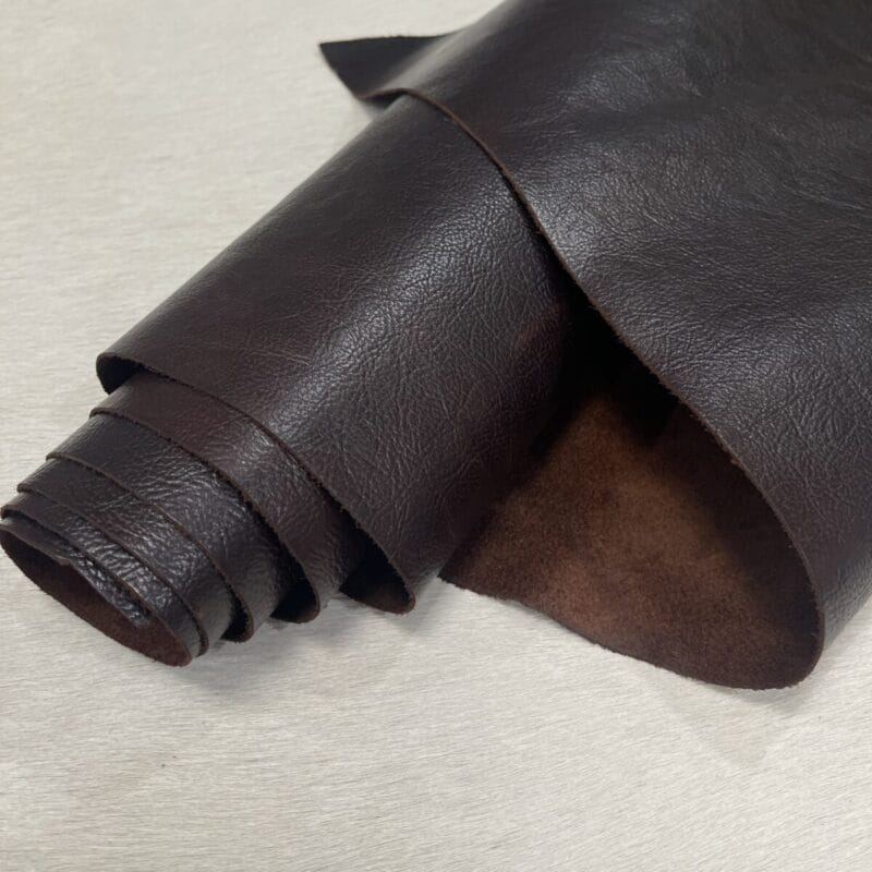 KP-100CHE Bernard Cow Leather Bernard Oily Pull-Up Cowhide – Chestnut rolled hide with brown suede back