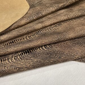 KP-200-4 Fossil Spine Fossil Spine Embossed Cow Leather – 2/3 oz
