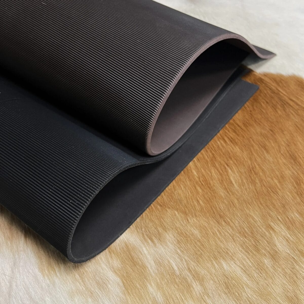 E700 Fineline Pattern EVA Sheets Brown and Black E700 Fineline pattern EVA sheets in brown and black, 4mm, 70-75 Shore C – Avetco