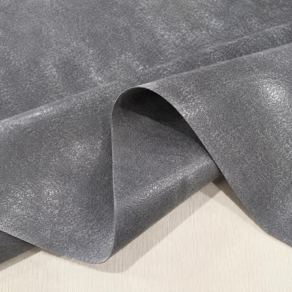 Fusible adhesive side of Oropal 120-40 TI leather molding interlining